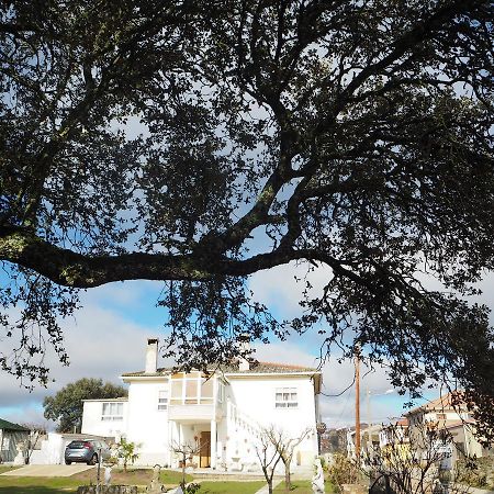 Villa Entre Encinas Моралина Экстерьер фото