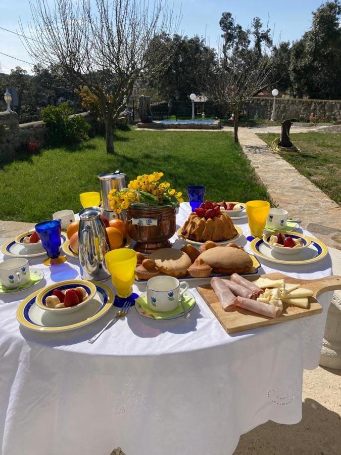 Villa Entre Encinas Моралина Экстерьер фото